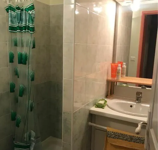 Maison Bord De De Pareloup