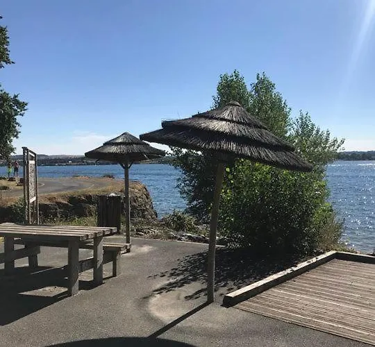 Maison Bord De De Pareloup *